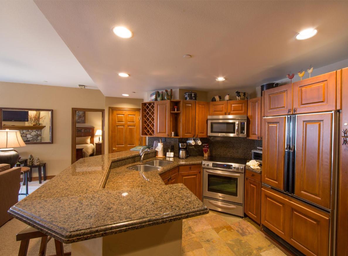 Strawberry Park True Ski In Ski Out By Vail Realty Beaver Creek Exteriör bild